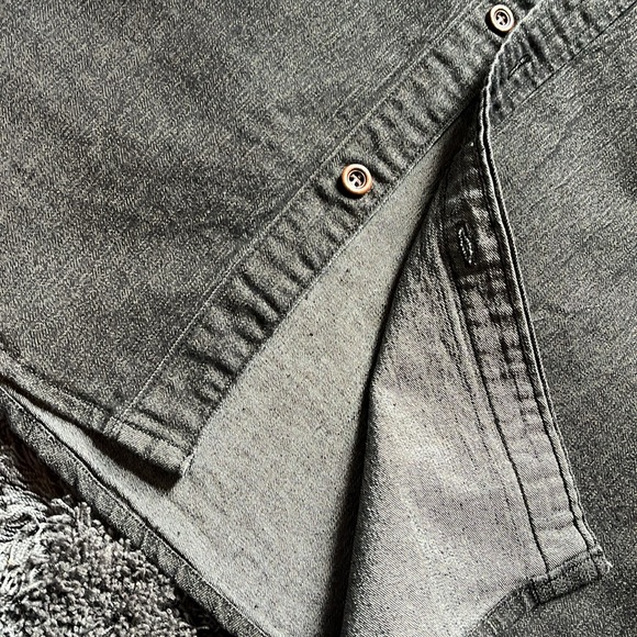 Men’s casual button up shirt - Picture 3 of 4